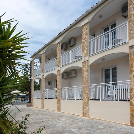 Апарт-отель Tsolakis & Лаганас