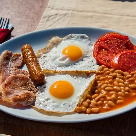 Tsolakis & Апарт-отель Лаганас