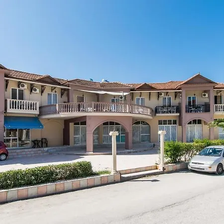 Апарт-отель Tsolakis & Лаганас