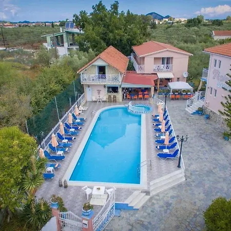 Tsolakis & Апарт-отель Лаганас