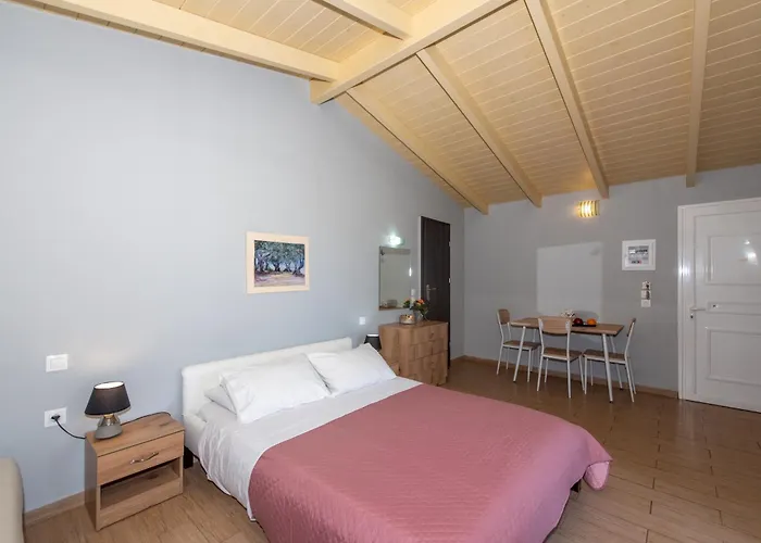 Tsolakis & شقة فندقية لاغاناس