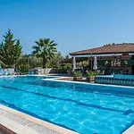 Aparthotel Tsolakis &