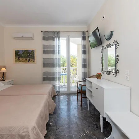 Aparthotel Tsolakis & 2*