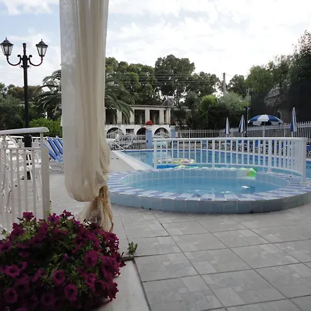 Aparthotel Tsolakis &