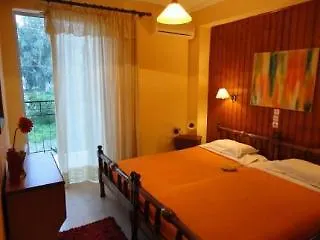 Tsolakis & Apartahotel 2*