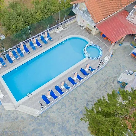 Tsolakis & Aparthotel Laganas