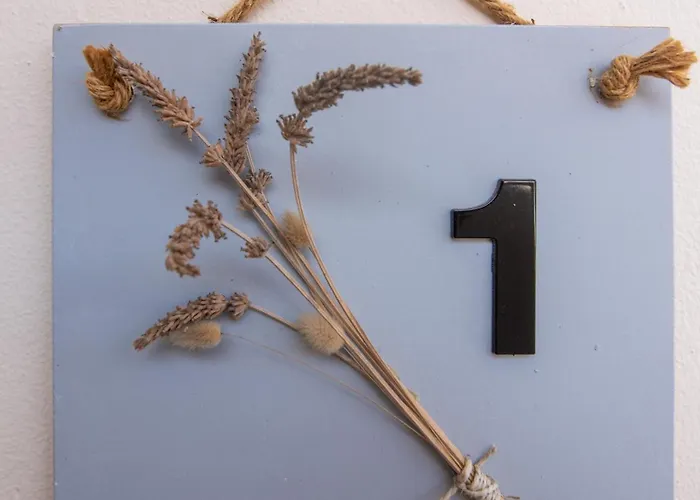 Tsolakis & 2* 라가나스